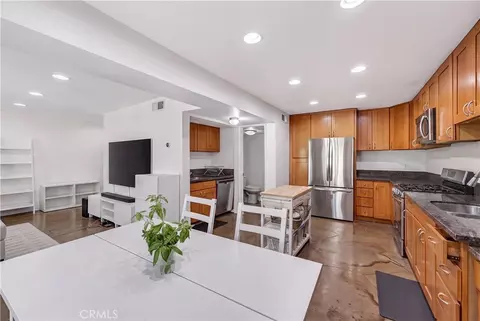 148 Casuda Canyon Dr #C, Monterey Park, CA 91754