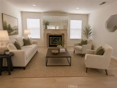 Living - 2427 S Baldwin #A, Arcadia, CA 91007 photo 2 of 3