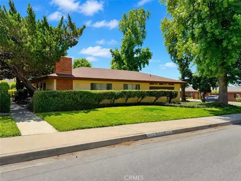 3502 Towne Center Dr, La Verne, CA 91750