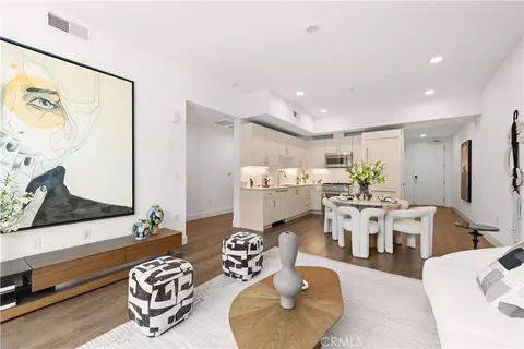 709 E Walnut St #227, Pasadena, CA 91101 photo 8