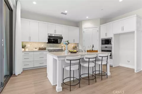 Entry Way - 130 Tomahawk, Irvine, CA 92618 photo 6 of 13