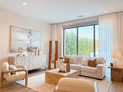 130 Tomahawk, Irvine, CA 92618
