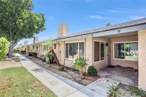 Exterior - 2891 Canyon Crst #15, Riverside, CA 92507 photo 2 of 6
