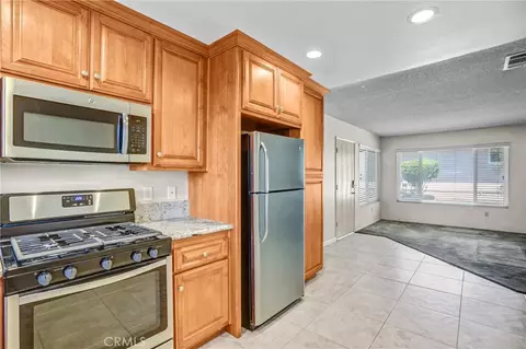 Kitchen - 2891 Canyon Crst #15, Riverside, CA 92507 photo 3 of 3