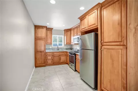 Kitchen - 2891 Canyon Crst #15, Riverside, CA 92507 photo 1 of 3