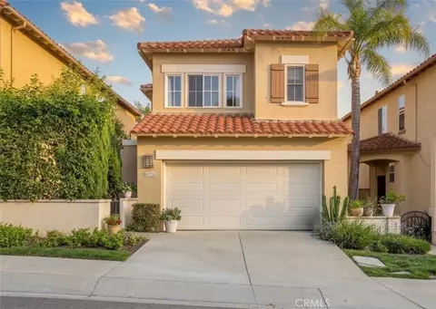 1175 Corte Riviera, Camarillo, CA 93010