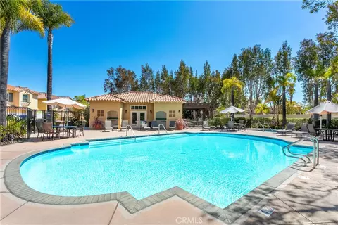Exterior - 1175 Corte Riviera, Camarillo, CA 93010 photo 6 of 7
