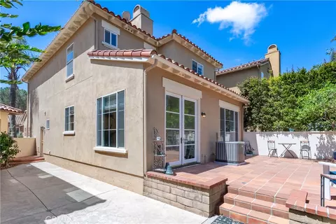 Exterior - 1175 Corte Riviera, Camarillo, CA 93010 photo 5 of 7