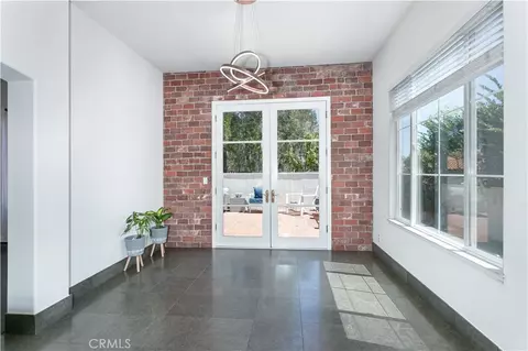 Entry Way - 1175 Corte Riviera, Camarillo, CA 93010 photo 1 of 2