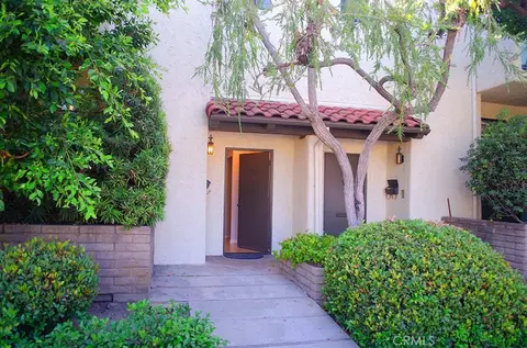 469 S Catalina Ave, Pasadena, CA 91106