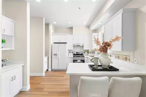 Kitchen - 463 Fairview Ave #F, Arcadia, CA 91007 photo 1 of 2