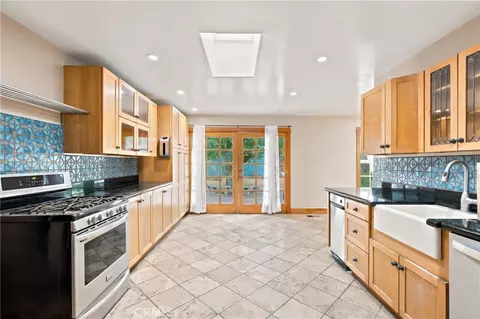 Kitchen - 231 E Lemon, Monrovia, CA 91016 photo 1 of 2