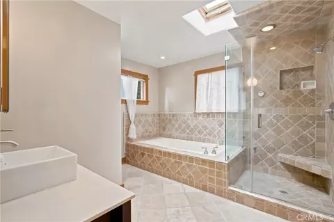 Bath - 231 E Lemon, Monrovia, CA 91016 photo 1 of 4