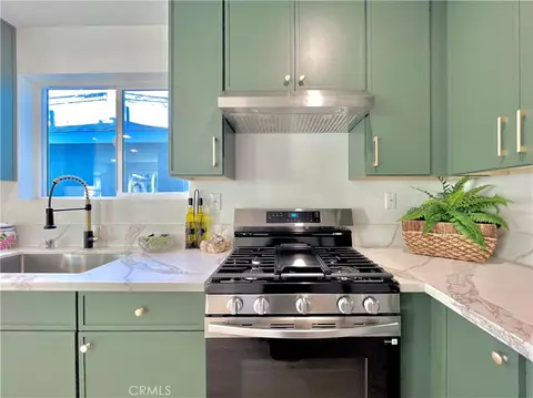 Kitchen - 936 E Sandra, Arcadia, CA 91006 photo 4 of 11