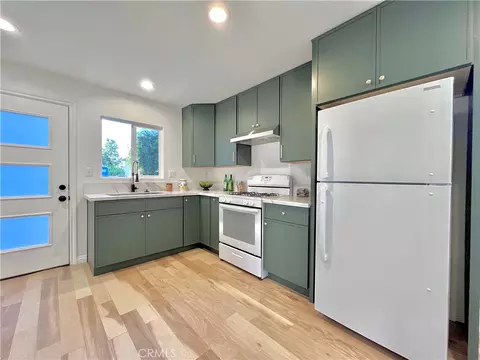 Kitchen - 936 E Sandra, Arcadia, CA 91006 photo 6 of 11