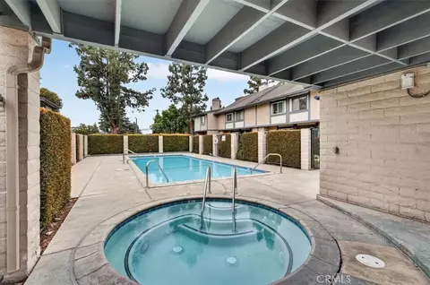Exterior - 521 W 9th St, Upland, CA 91786 photo 3 of 10