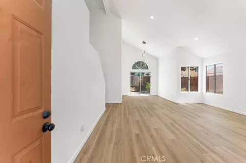 Living - 1840 E Newgrove, Lancaster, CA 93535 photo 1 of 3