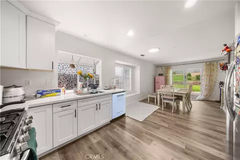 Kitchen - 11795 Puerto Real Rd, Fontana, CA 92337 photo 2 of 4