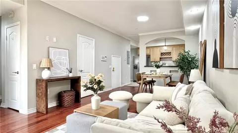 Living - 690 S Marengo Ave #6, Pasadena, CA 91106 photo 1 of 2