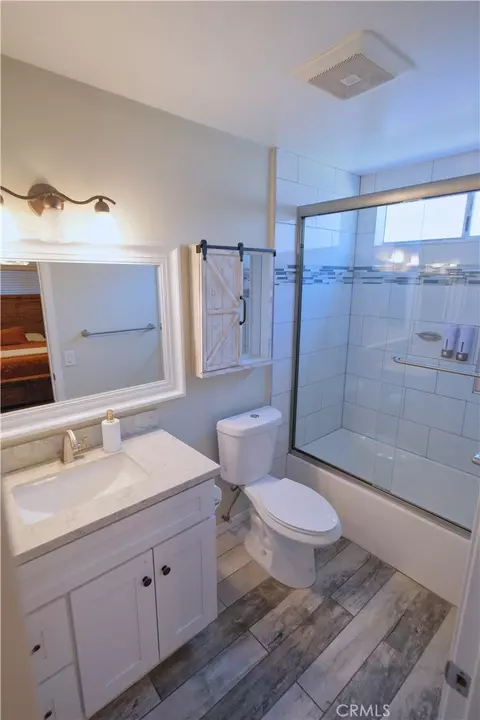 Bath - 12139 Monte Vis, Chino, CA 91710 photo 4 of 6