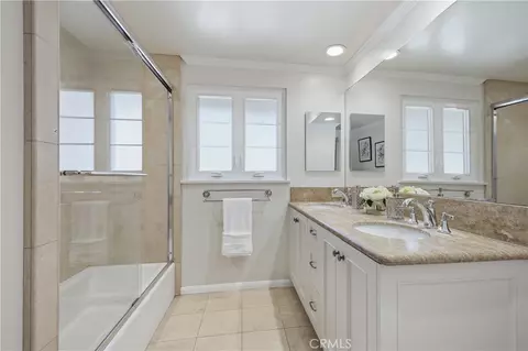 Bath - 2011 Canyon Rd, Arcadia, CA 91006 photo 3 of 4