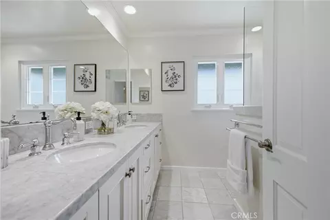 Bath - 2011 Canyon Rd, Arcadia, CA 91006 photo 1 of 4