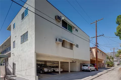 Exterior - 1052 Elm Ave, Glendale, CA 91201 photo 3 of 3
