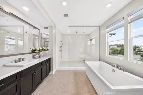 125 Source, Irvine, CA 92618 photo 29