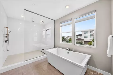 125 Source, Irvine, CA 92618 photo 30