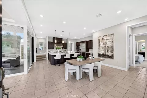 125 Source, Irvine, CA 92618 photo 7