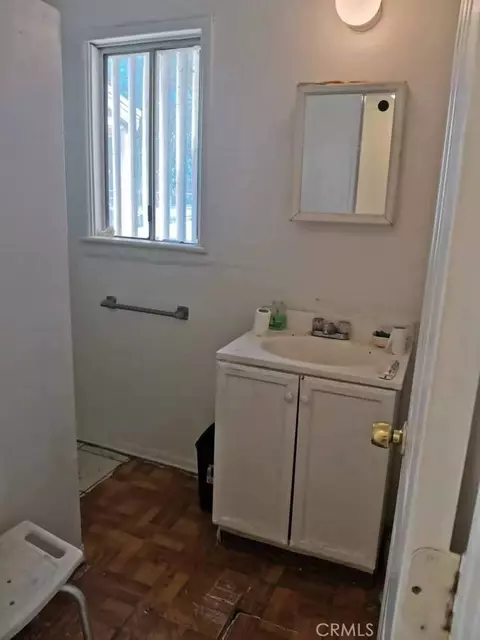 Bath - 15357 Walnut, Hesperia, CA 92345 photo 2 of 2