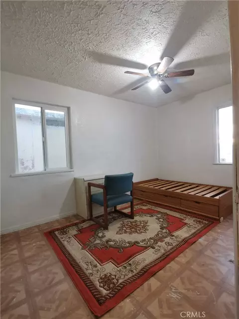 Bedroom - 15357 Walnut, Hesperia, CA 92345 photo 3 of 4