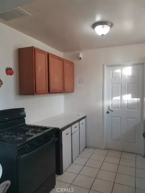 Entry Way - 15357 Walnut, Hesperia, CA 92345 photo 1 of 1