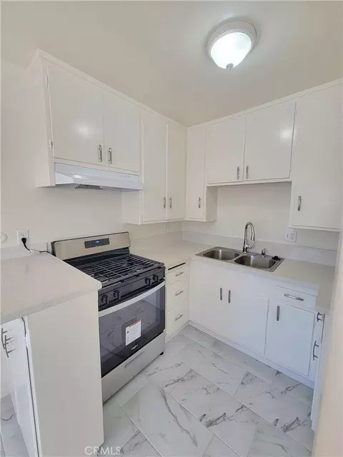 652 N Whitnall Hwy, Burbank, CA 91505 photo 7