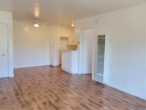 652 N Whitnall Hwy, Burbank, CA 91505 photo 3
