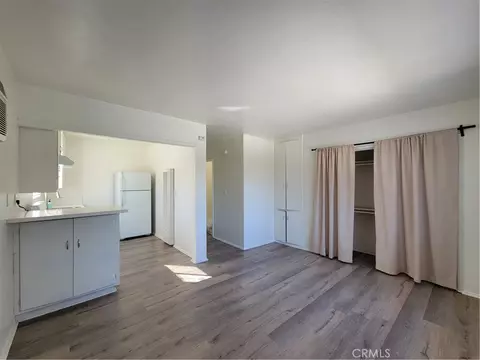 652 N Whitnall Hwy, Burbank, CA 91505 photo 8