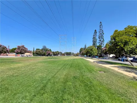 652 N Whitnall Hwy, Burbank, CA 91505 photo 10