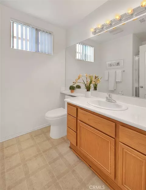 Bath - 1430 Orange Tree Ln, Upland, CA 91786 photo 1 of 9