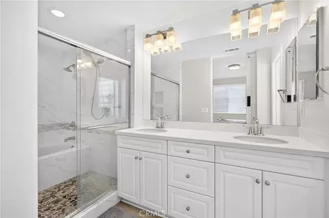 Bath - 596 Katy, Upland, CA 91786 photo 5 of 6