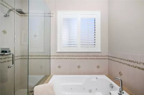 Bath - 2230 S 2nd, Arcadia, CA 91006 photo 4 of 10