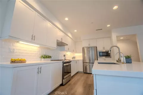 Kitchen - 107 Allusion, Irvine, CA 92618 photo 2 of 4