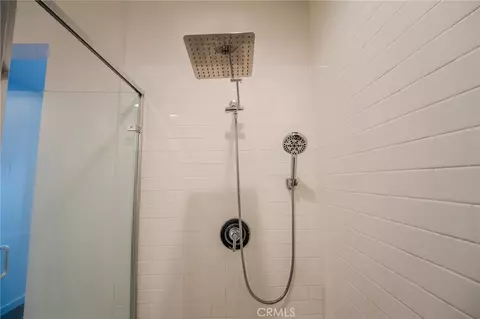 Bath - 107 Allusion, Irvine, CA 92618 photo 7 of 7