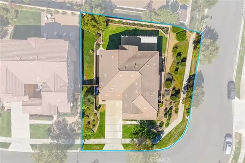 View/Area - 4813 Sanderling Way, Fontana, CA 92336 photo 2 of 11