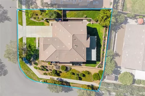 View/Area - 4813 Sanderling Way, Fontana, CA 92336 photo 4 of 11