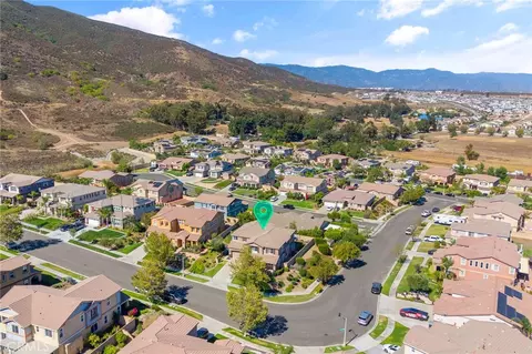 View/Area - 4813 Sanderling Way, Fontana, CA 92336 photo 7 of 11