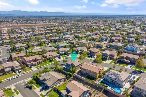 View/Area - 4813 Sanderling Way, Fontana, CA 92336 photo 8 of 11