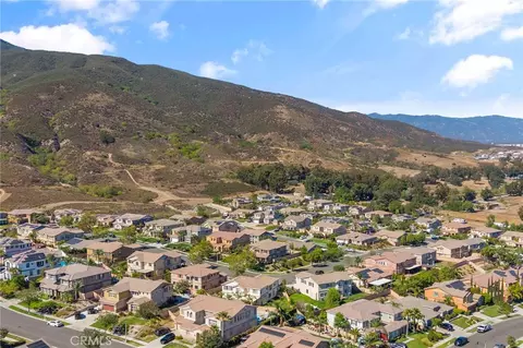 View/Area - 4813 Sanderling Way, Fontana, CA 92336 photo 10 of 11