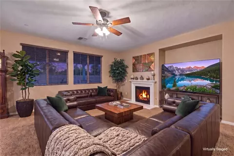Living - 4813 Sanderling Way, Fontana, CA 92336 photo 2 of 4