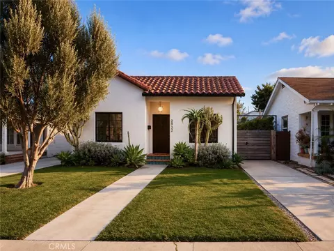 2932 Edgehill Dr, Los Angeles, CA 90018