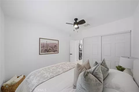 Bedroom - 2257 E Del Mar Blvd, Pasadena, CA 91107 photo 4 of 6